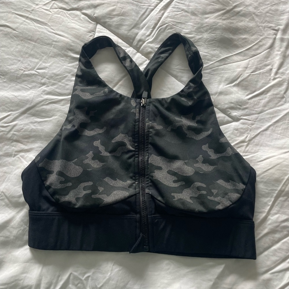 Fabletics sports bra